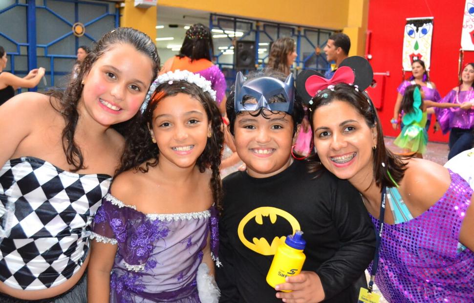 carnaval-colégio-santa-úrsula-2012_0106