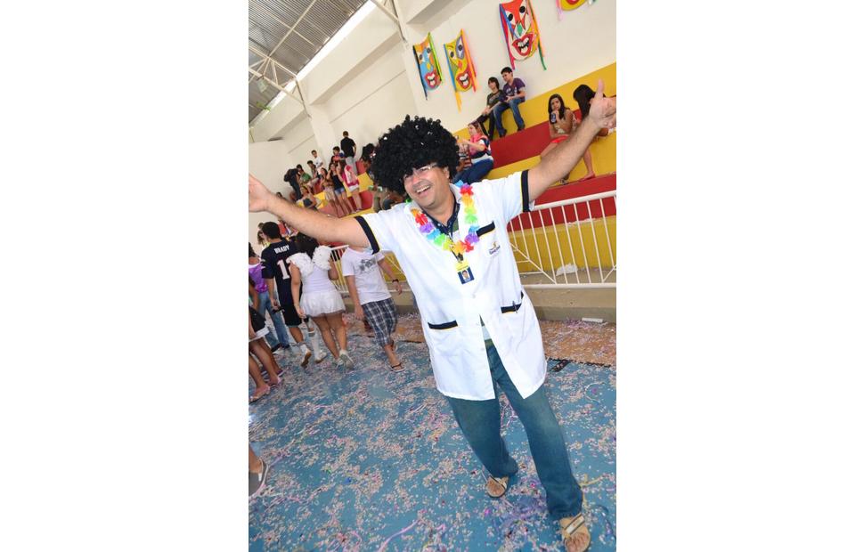 carnaval-colégio-santa-úrsula-2012_0239