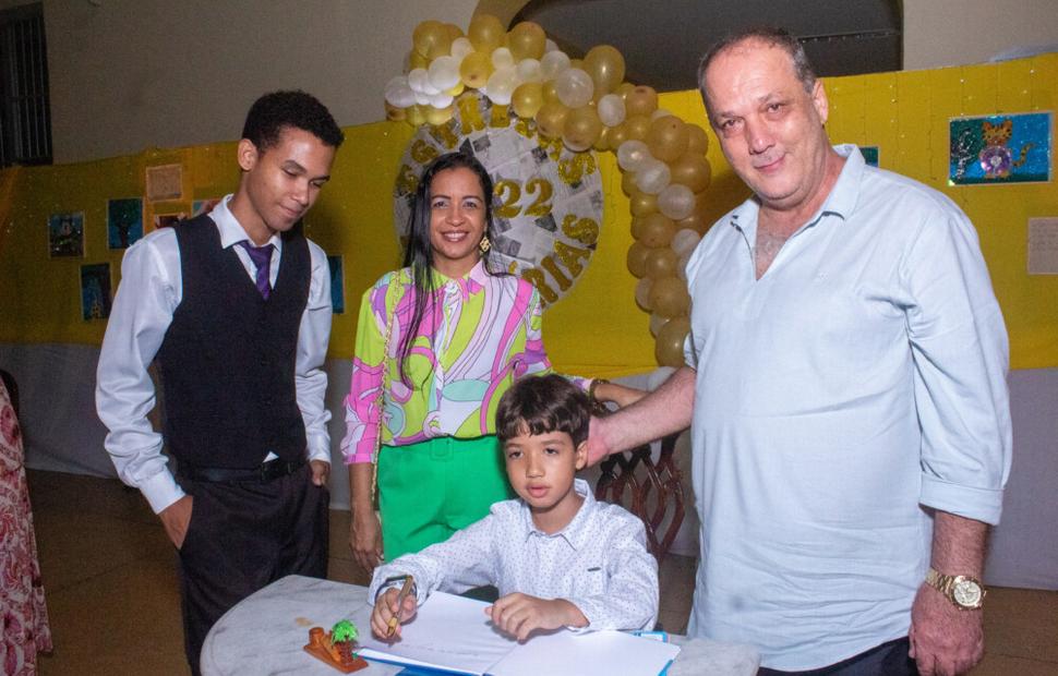 noite-de-autógrofo-colegio-sacramento-2022_0075