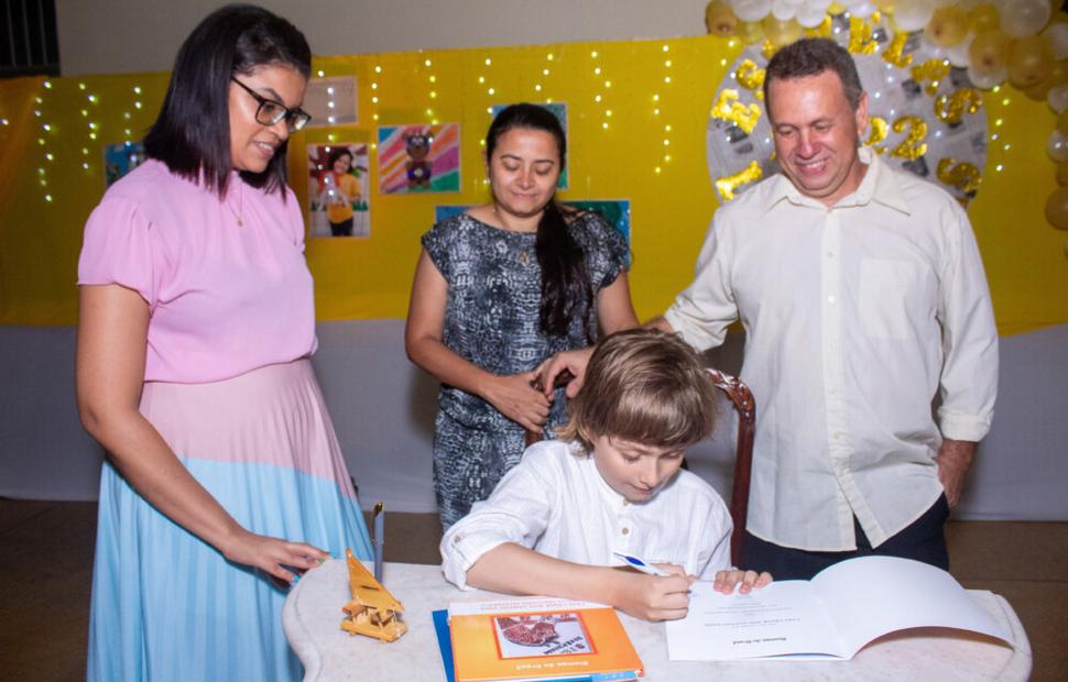 noite-de-autógrofo-colegio-sacramento-2022_0098