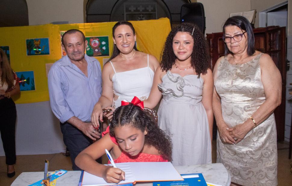 noite-de-autógrofo-colegio-sacramento-2022_0134