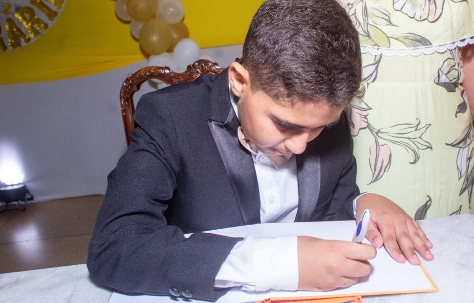 noite-de-autógrofo-colegio-sacramento-2022_0143