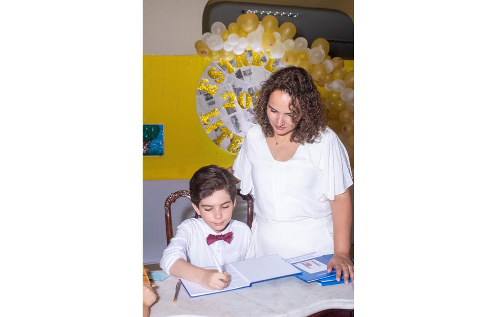 noite-de-autógrofo-colegio-sacramento-2022_0172