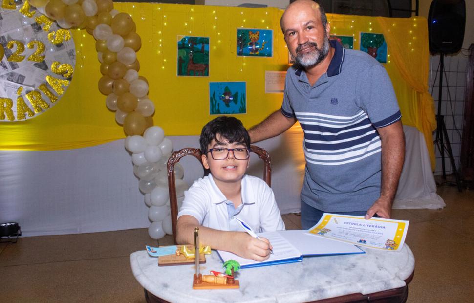 noite-de-autógrofo-colegio-sacramento-2022_0175