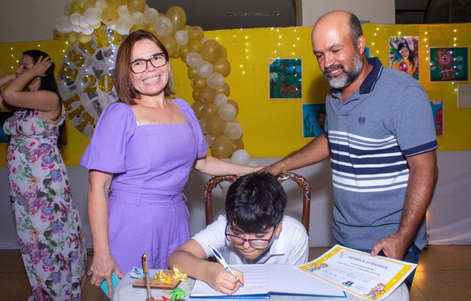 noite-de-autógrofo-colegio-sacramento-2022_0176