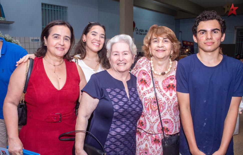 noite-de-autógrofo-colegio-sacramento-2022_0188