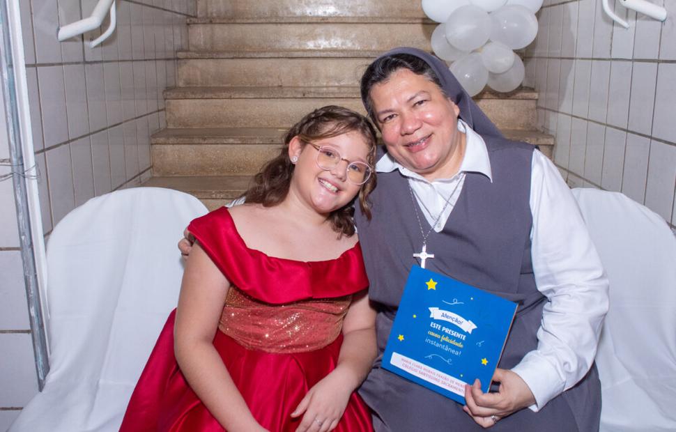 noite-de-autógrofo-colegio-sacramento-2022_0198