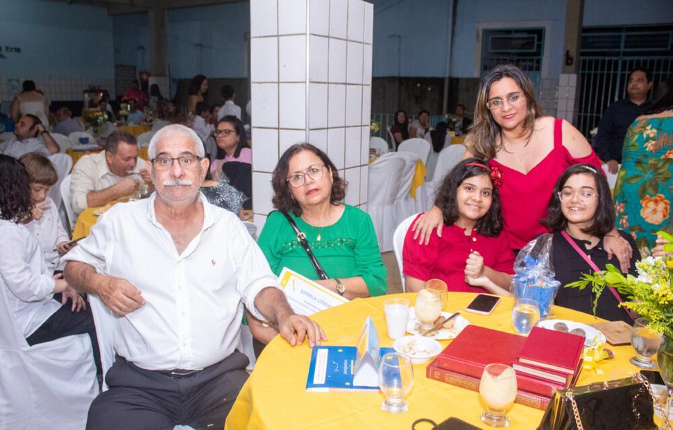 noite-de-autógrofo-colegio-sacramento-2022_0258