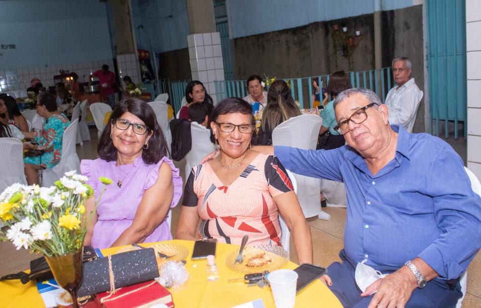 noite-de-autógrofo-colegio-sacramento-2022_0263