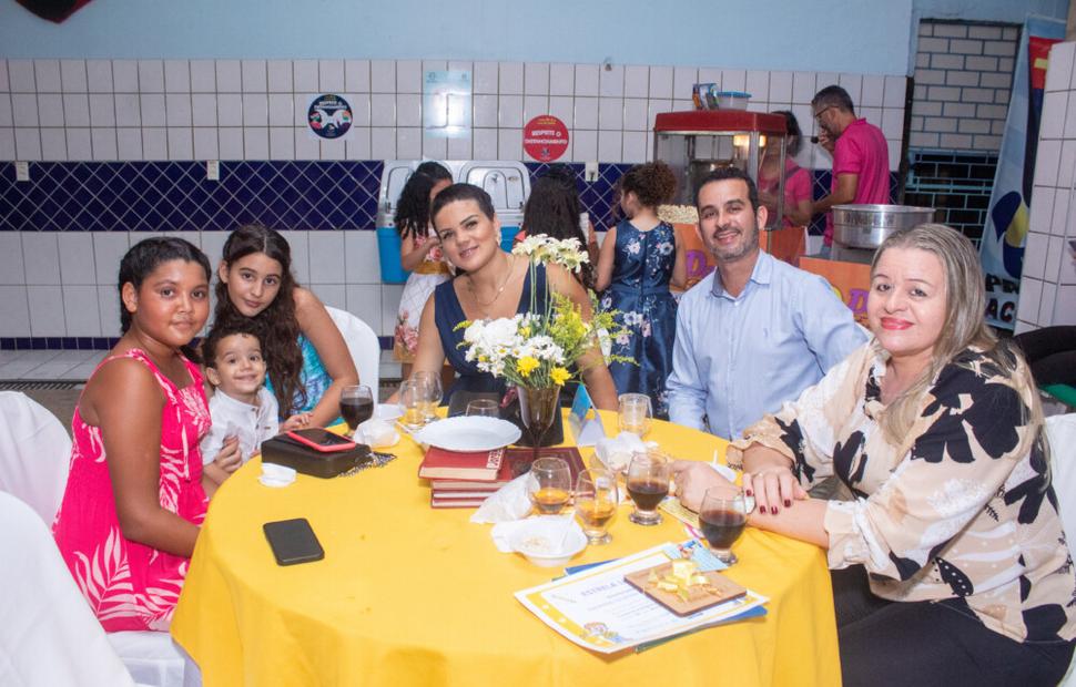 noite-de-autógrofo-colegio-sacramento-2022_0267