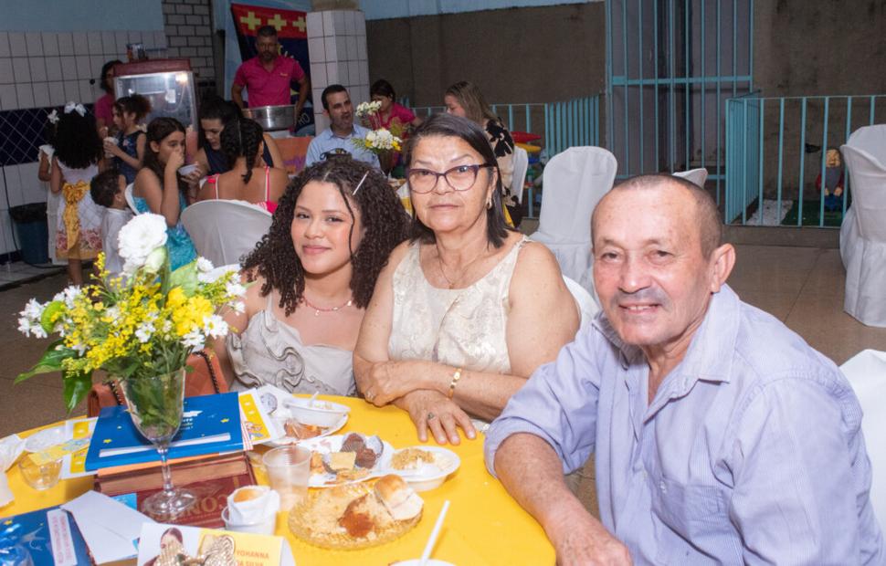 noite-de-autógrofo-colegio-sacramento-2022_0268