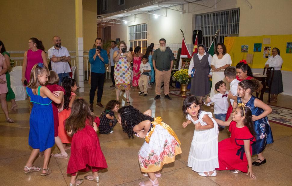 noite-de-autógrofo-colegio-sacramento-2022_0286