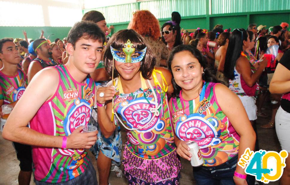 08042009-29-anos-bloco-pecinhas-2012 (11)