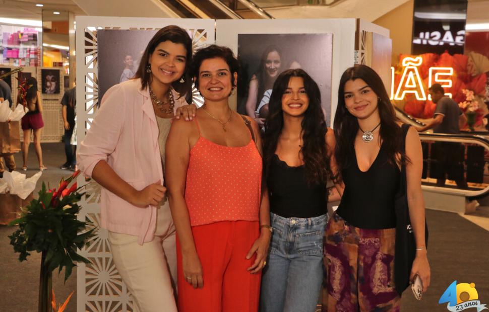 baCoquetel-de-lançamento-da-exposição-minha-mãe-é-massa-2023-maceió-shppping (28)
