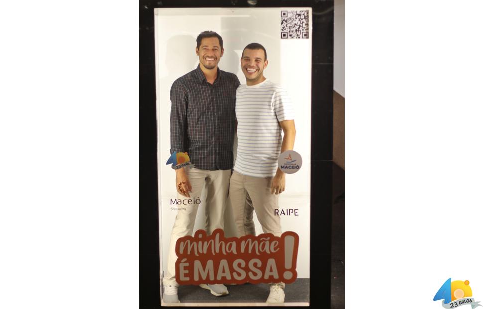 Coquetel-de-lançamento-da-exposição-minha-mãe-é-massa-2023-maceió-shppping (52)