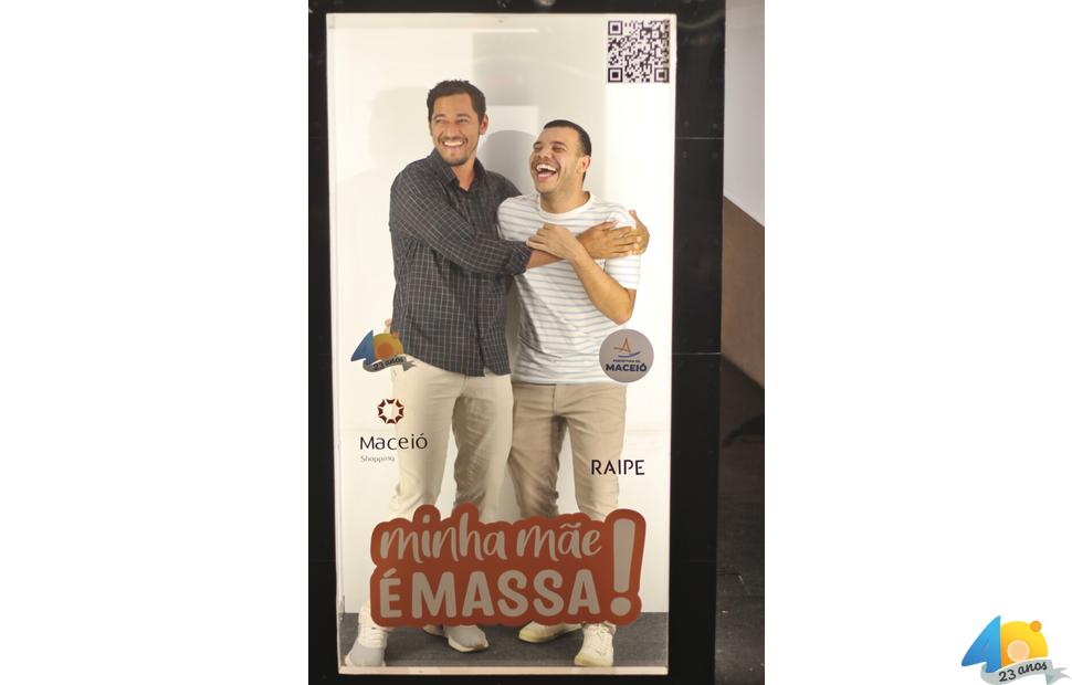 Coquetel-de-lançamento-da-exposição-minha-mãe-é-massa-2023-maceió-shppping (82)