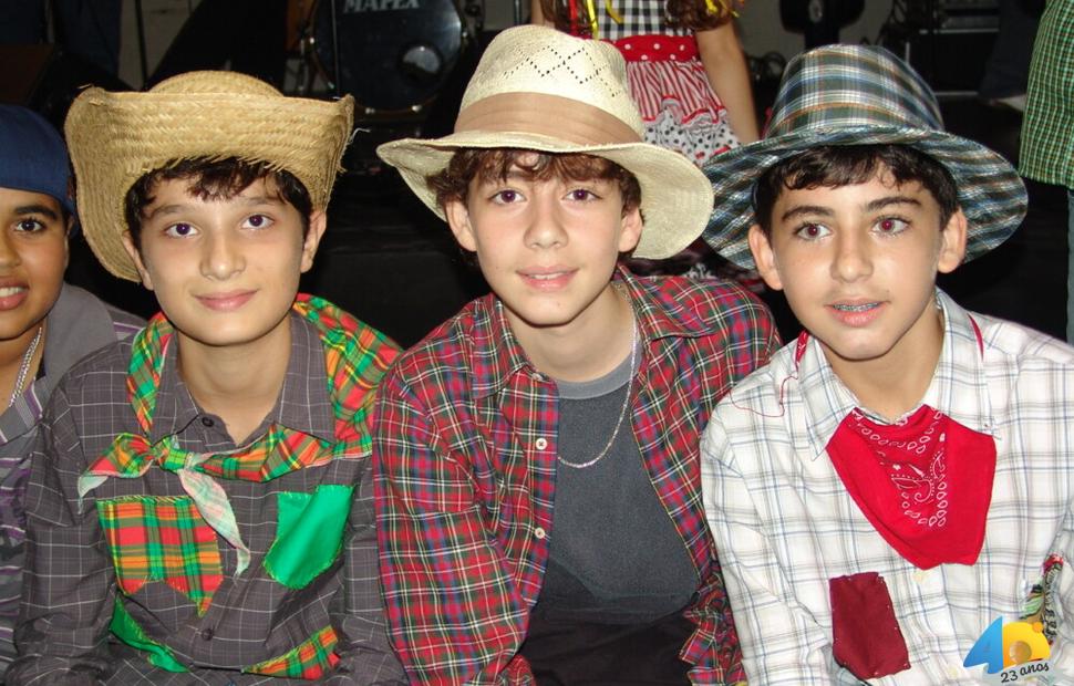 festa-junina-colégio-contato-2010-tbt (128)