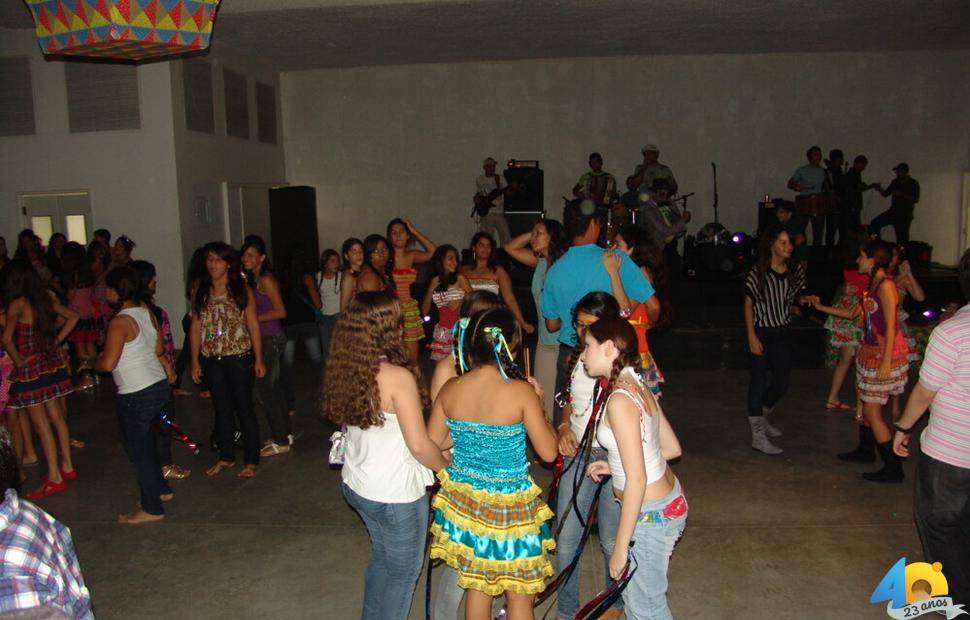 festa-junina-colégio-contato-2010-tbt (209)