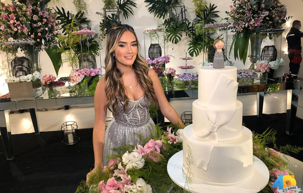 aniversário-15-anos-liz-coutinho-espaço-amarilis-15-0-2023 (106)