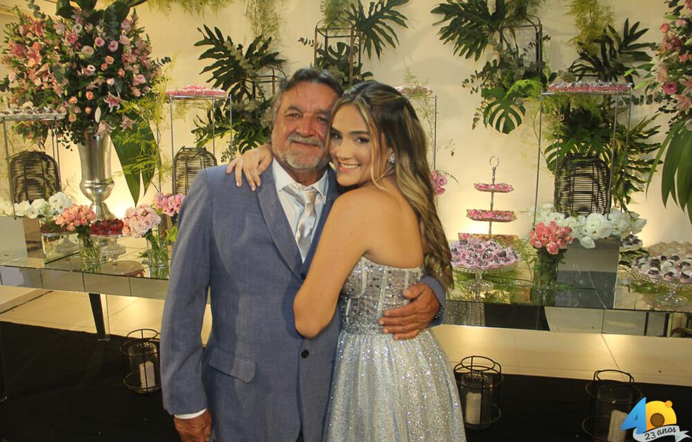 aniversário-15-anos-liz-coutinho-espaço-amarilis-15-0-2023 (36)