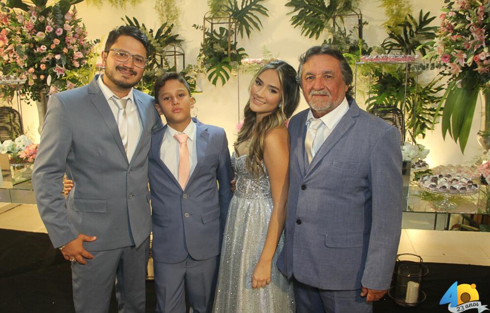 aniversário-15-anos-liz-coutinho-espaço-amarilis-15-0-2023 (40)