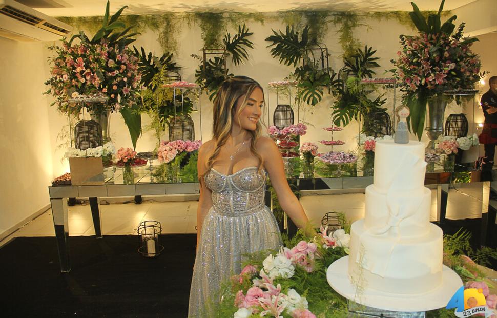 aniversário-15-anos-liz-coutinho-espaço-amarilis-15-0-2023 (7)