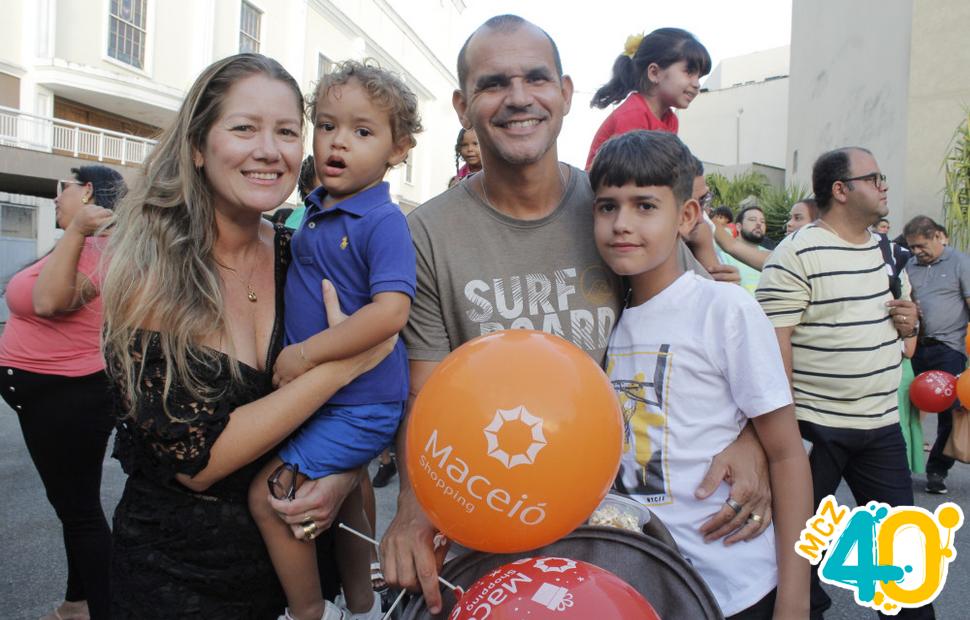 aChegada-do-papai-noel-maceio-shopping-2023 (30)