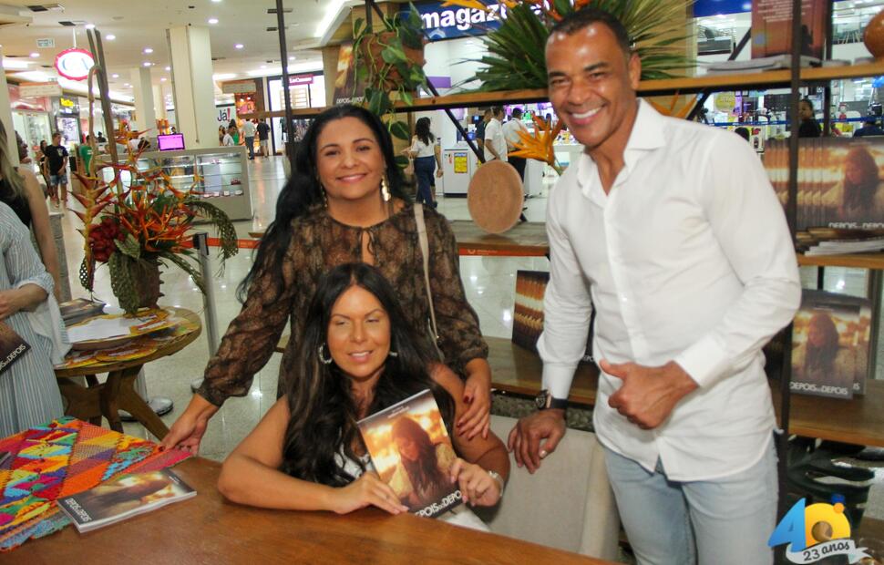 Lançamento-do-livro-depois-do-depois-Mariah-Morais-Fotografia-Itawi-Albuquerque-no-Maceió-shopping- (111)