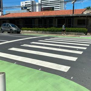 DMTT inicia implantação de áreas de espera para travessia de pedestres