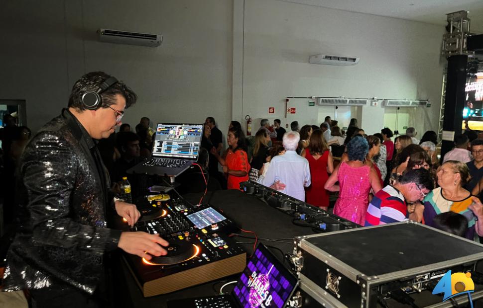 Festa-Back-Retrô-Iate-Clube-Pajussara-30-11-2024 (160)
