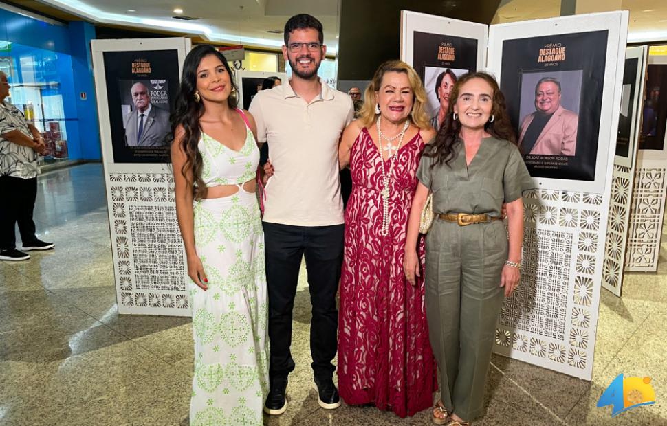 Trofeu-Destaque-Alagoano-20-anos-Jacira-Leão-Maceió-Shopping-09-01-2024 (12)