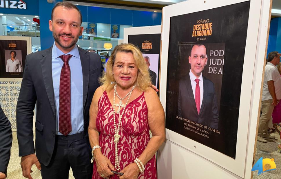 Trofeu-Destaque-Alagoano-20-anos-Jacira-Leão-Maceió-Shopping-09-01-2024 (40)