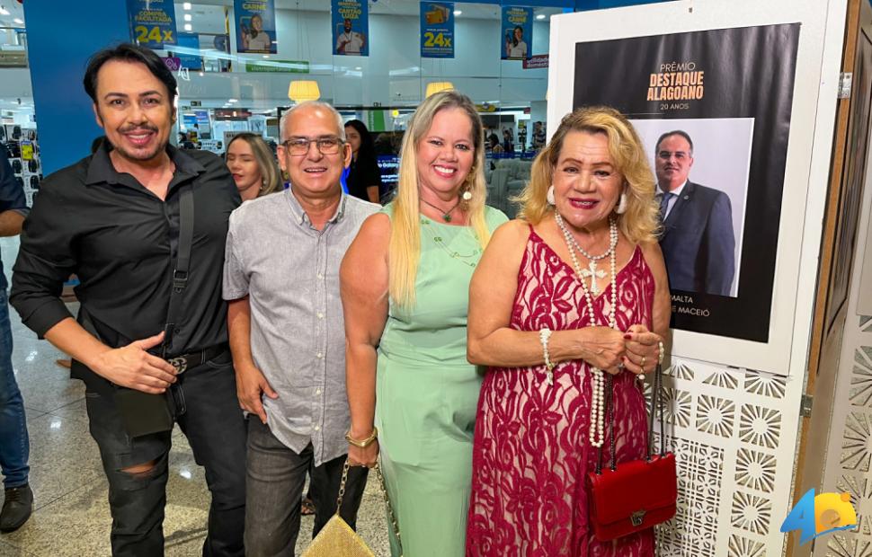 Trofeu-Destaque-Alagoano-20-anos-Jacira-Leão-Maceió-Shopping-09-01-2024 (66)