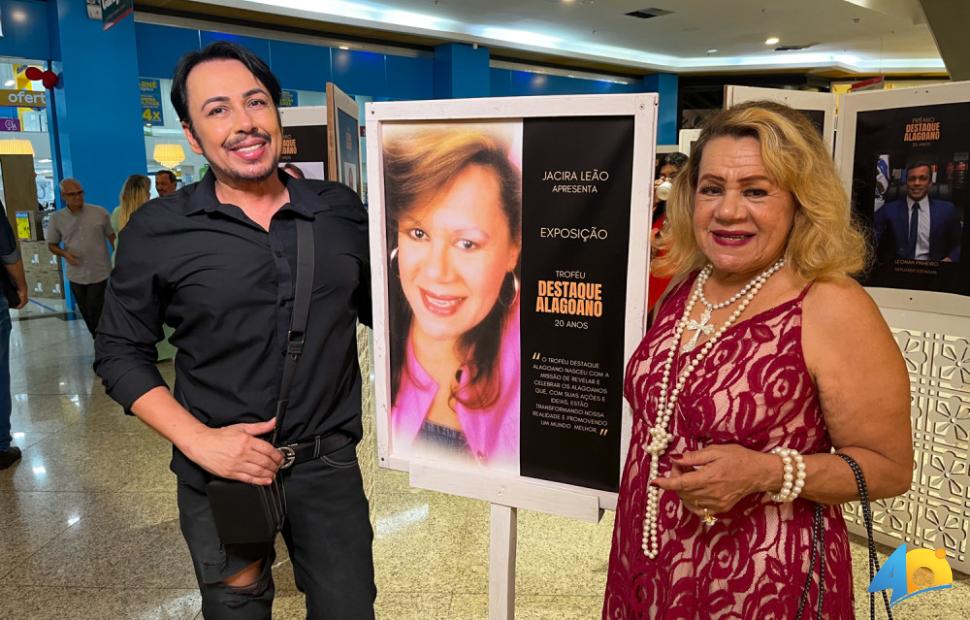 Trofeu-Destaque-Alagoano-20-anos-Jacira-Leão-Maceió-Shopping-09-01-2024 (68)