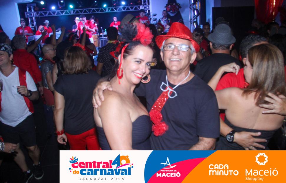 Baile-Vermelho-e-Preto-2017 (218)