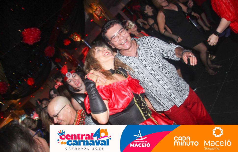 Baile-Vermelho-e-Preto-2017 (242)