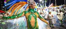 Primeira noite do desfile das escolas de samba encanta público na Ponta Verde