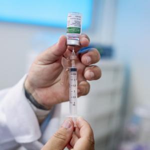 ImunizaVan percorre bairros de Maceió levando vacinação contra a Influenza