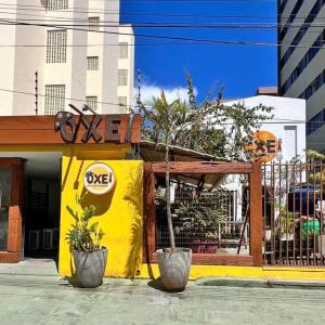 Restaurante Ôxe Maceió reabre em novo endereço com menu ampliado e clima de casa