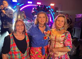 Arraiá da Lozzi no ritmo das Terezas
