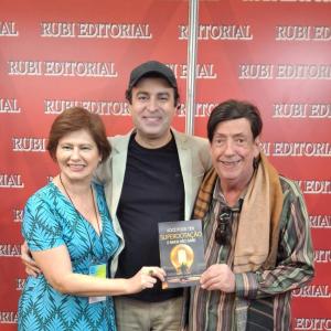 “Você pode ter superdotação e ainda não sabe”: alagoano Melquisedeque Carlos lança, durante 41ª Bienal do Livro do RJ, seu segundo livro