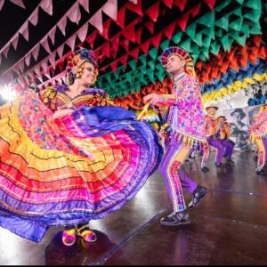 São João Raiz: Quadrilhas juninas se apresentam na primeira noite de Festival