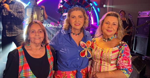 Arraiá da Lozzi no ritmo das Terezas