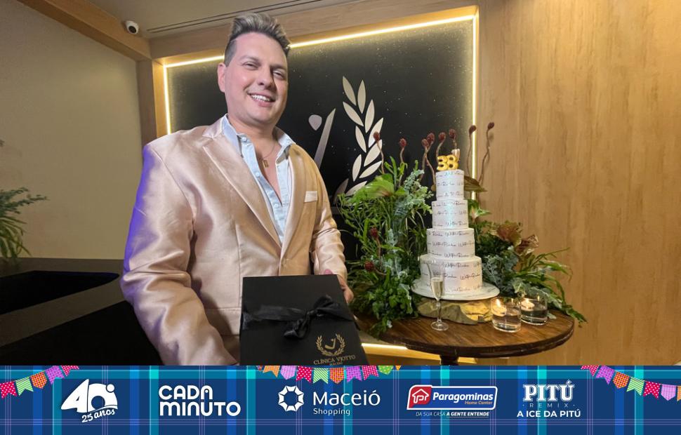 aniversário-promoter-wilton-rocha-na-clínica-viotto-11-06-2025 (120)