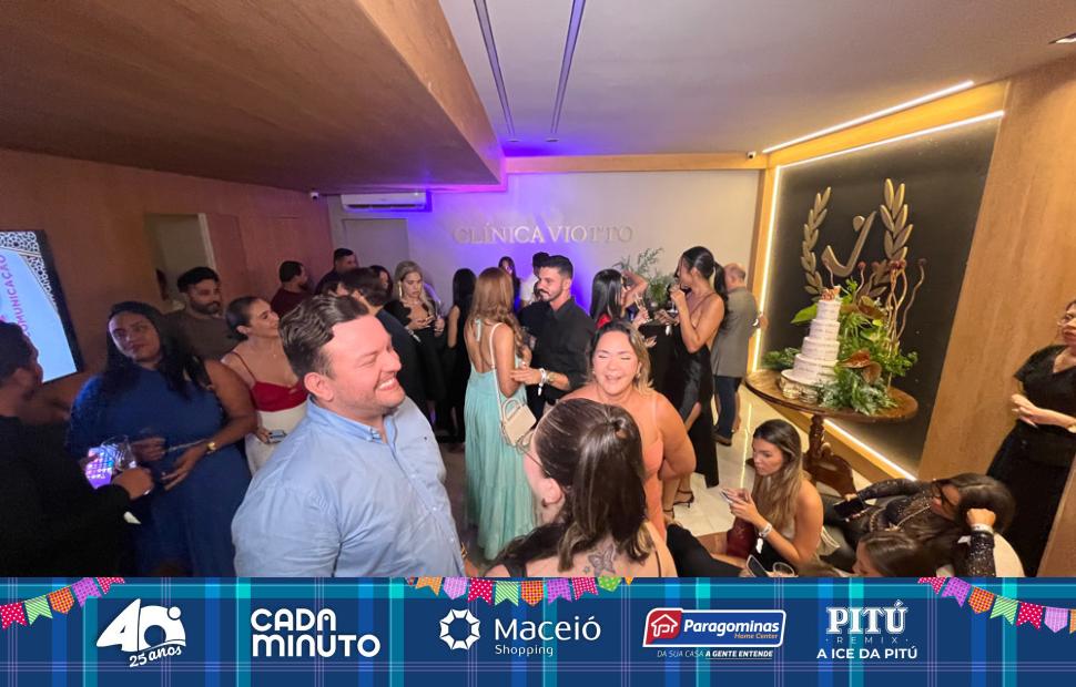 aniversário-promoter-wilton-rocha-na-clínica-viotto-11-06-2025 (131)