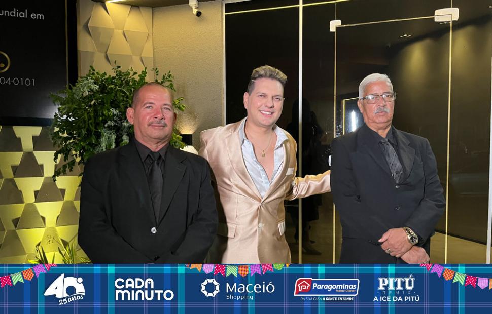 aniversário-promoter-wilton-rocha-na-clínica-viotto-11-06-2025 (143)