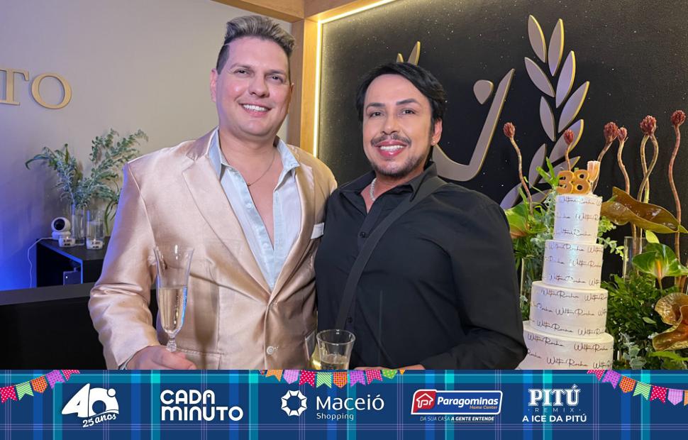 aniversário-promoter-wilton-rocha-na-clínica-viotto-11-06-2025 (23)