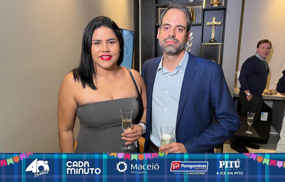 aniversário-promoter-wilton-rocha-na-clínica-viotto-11-06-2025 (62)