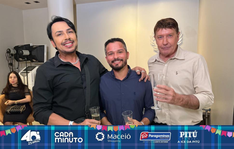 aniversário-promoter-wilton-rocha-na-clínica-viotto-11-06-2025 (67)