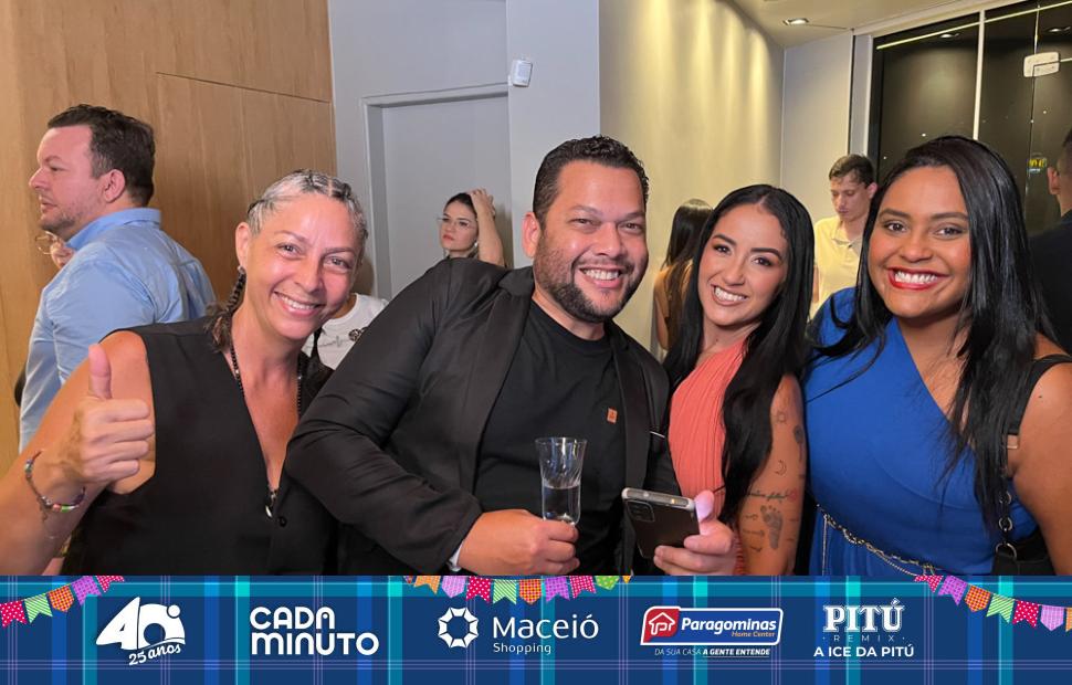 aniversário-promoter-wilton-rocha-na-clínica-viotto-11-06-2025 (73)